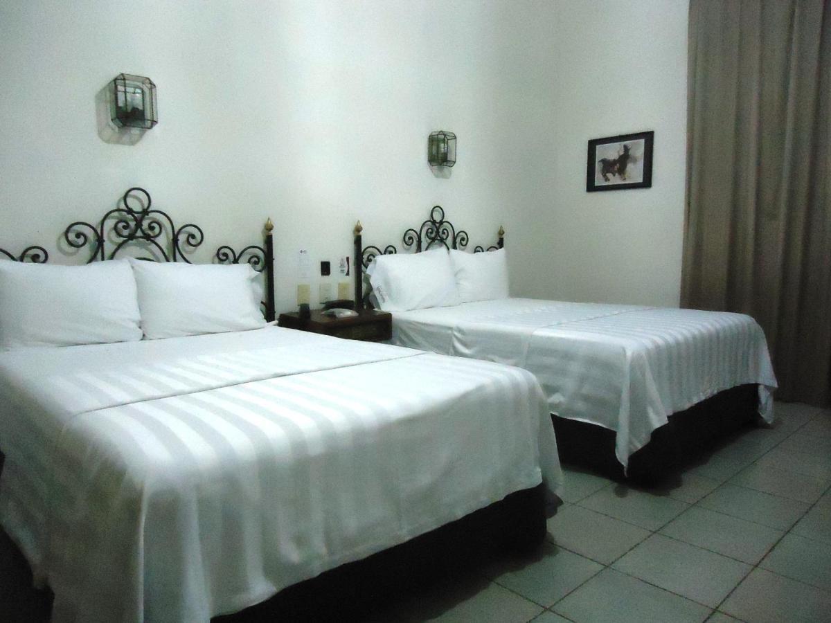 Hotel Concierge Plaza Κολίμα Εξωτερικό φωτογραφία